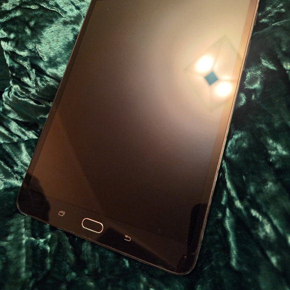 Galaxy Tab S2 8.0" 32GB (Wi-Fi) - Picture 3 of 9